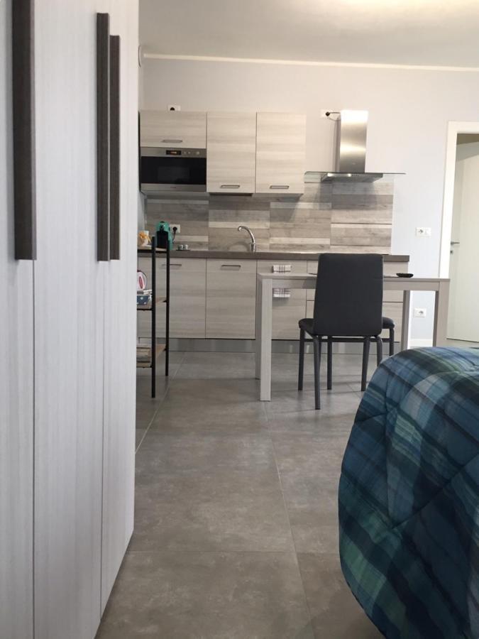 Il Caravaggio Guest House 2 Грасобио Екстериор снимка